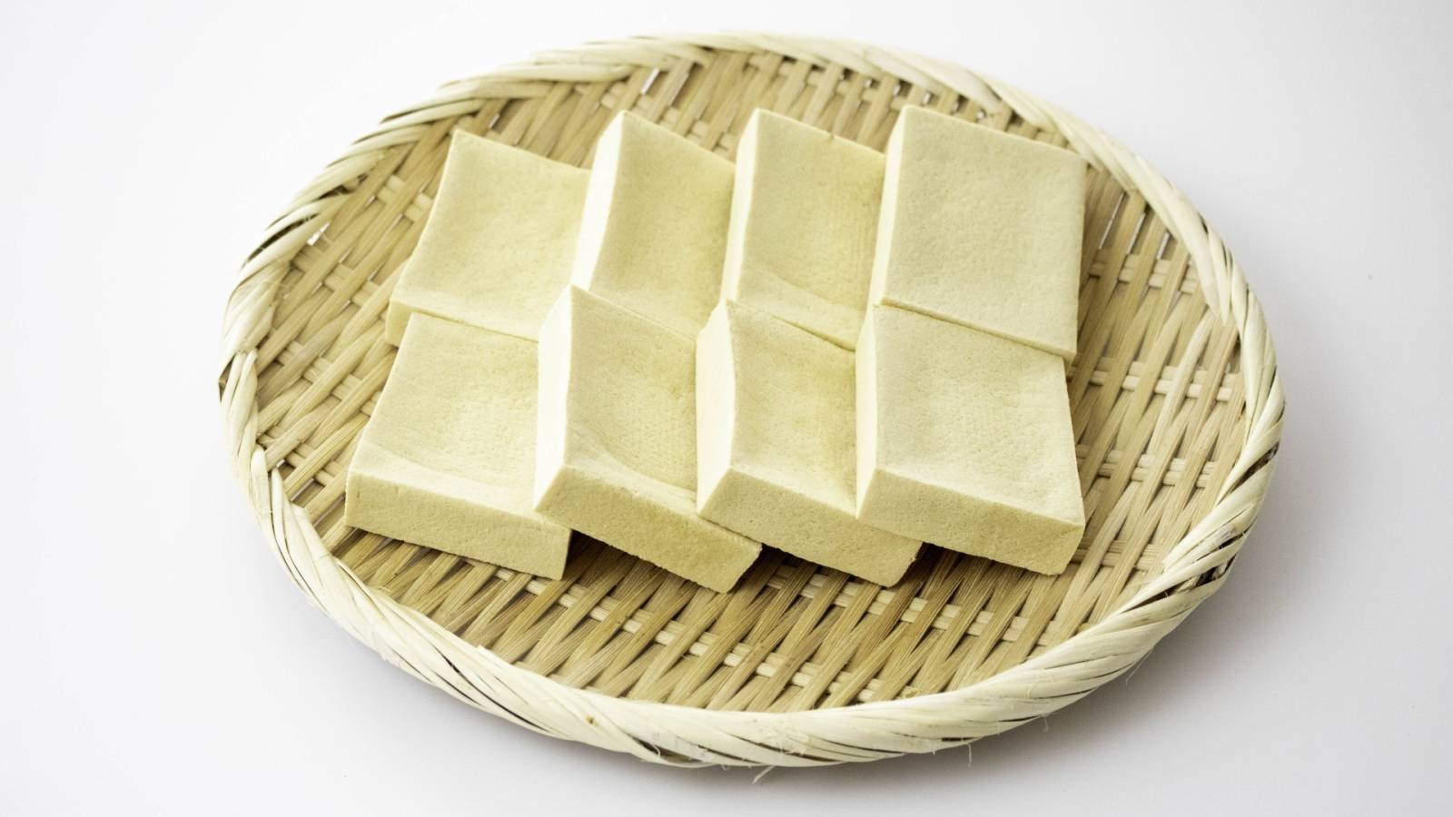 ザルに入った高野豆腐