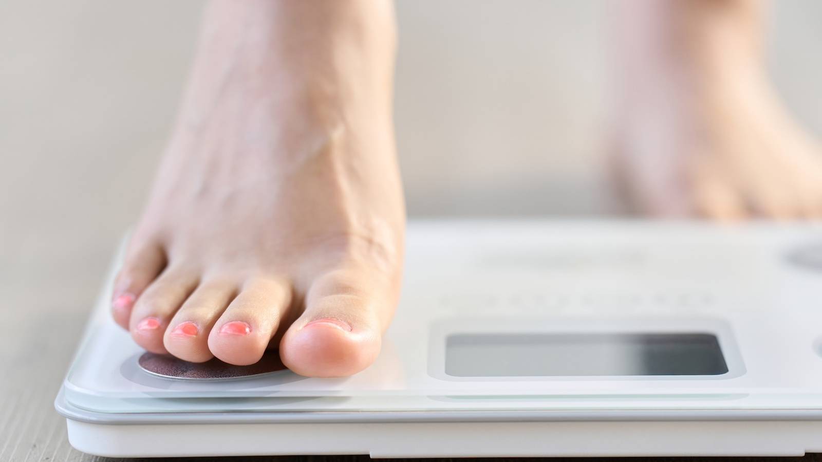 肥満とお金：「太っていると損をする」は本当？医療費、保険料、日常コストの意外な関係〈医師監修〉