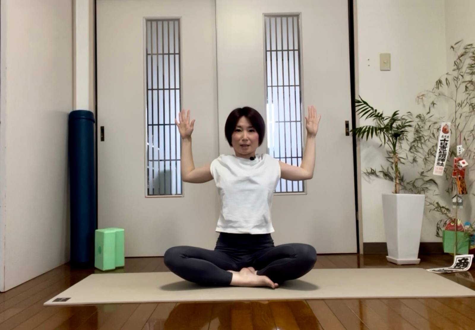 肩甲骨ストレッチ