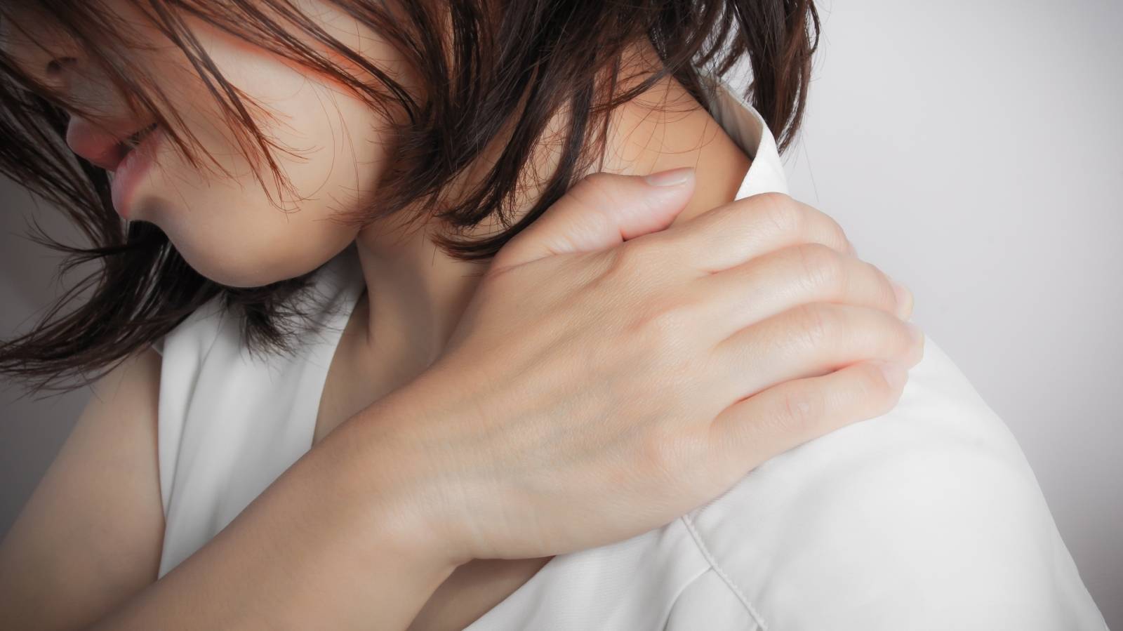 【もりもり肩をストン】首こり肩こりもスッと楽になる経絡ストレッチ