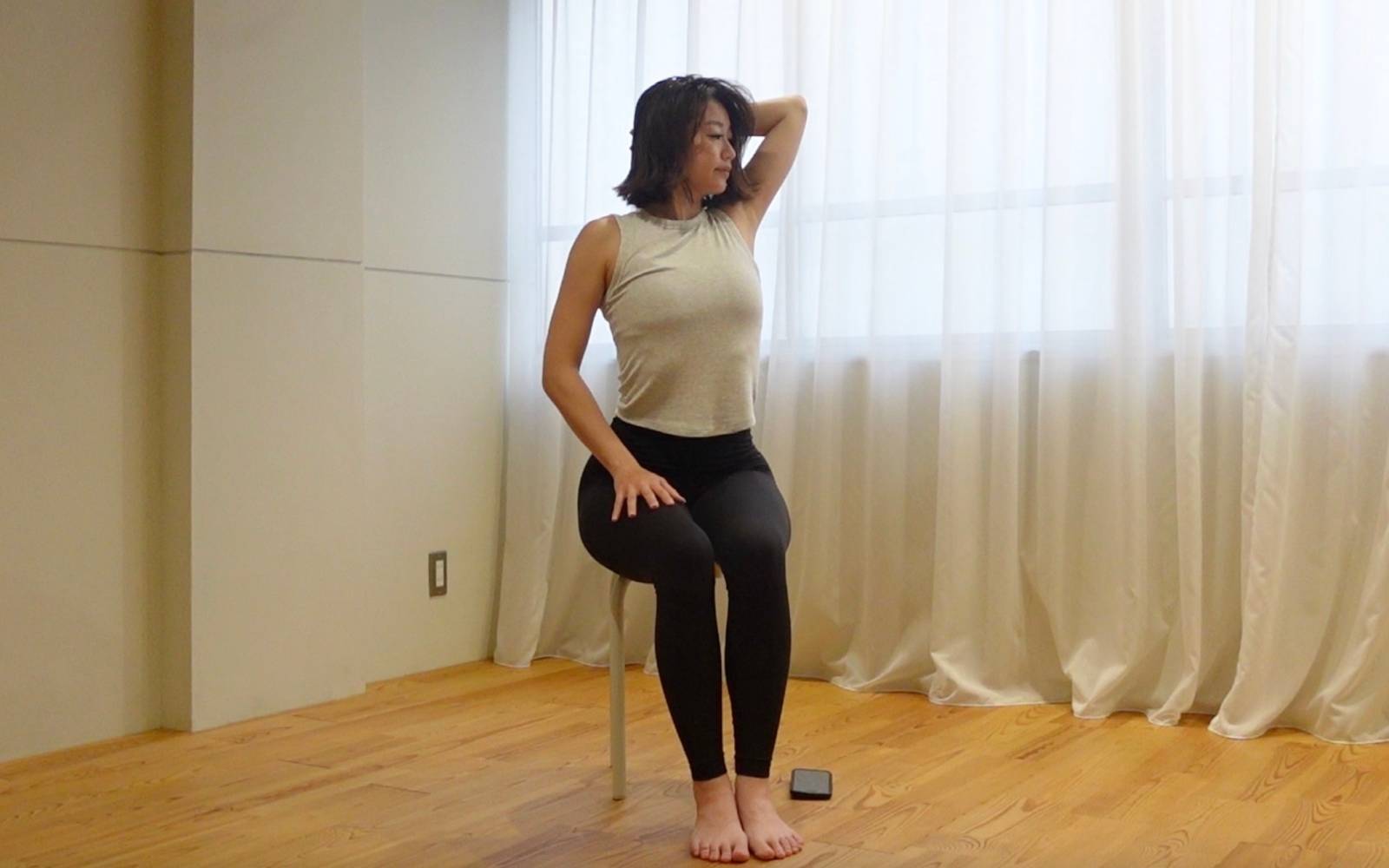 背中ストレッチ