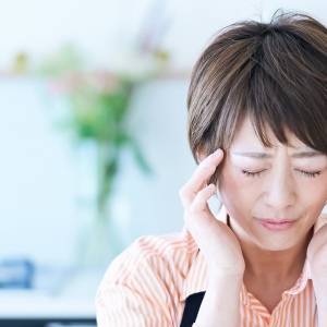 5月＆6月は更年期女性からの相談が増える季節｜更年期症状が悪化する理由とその解決策
