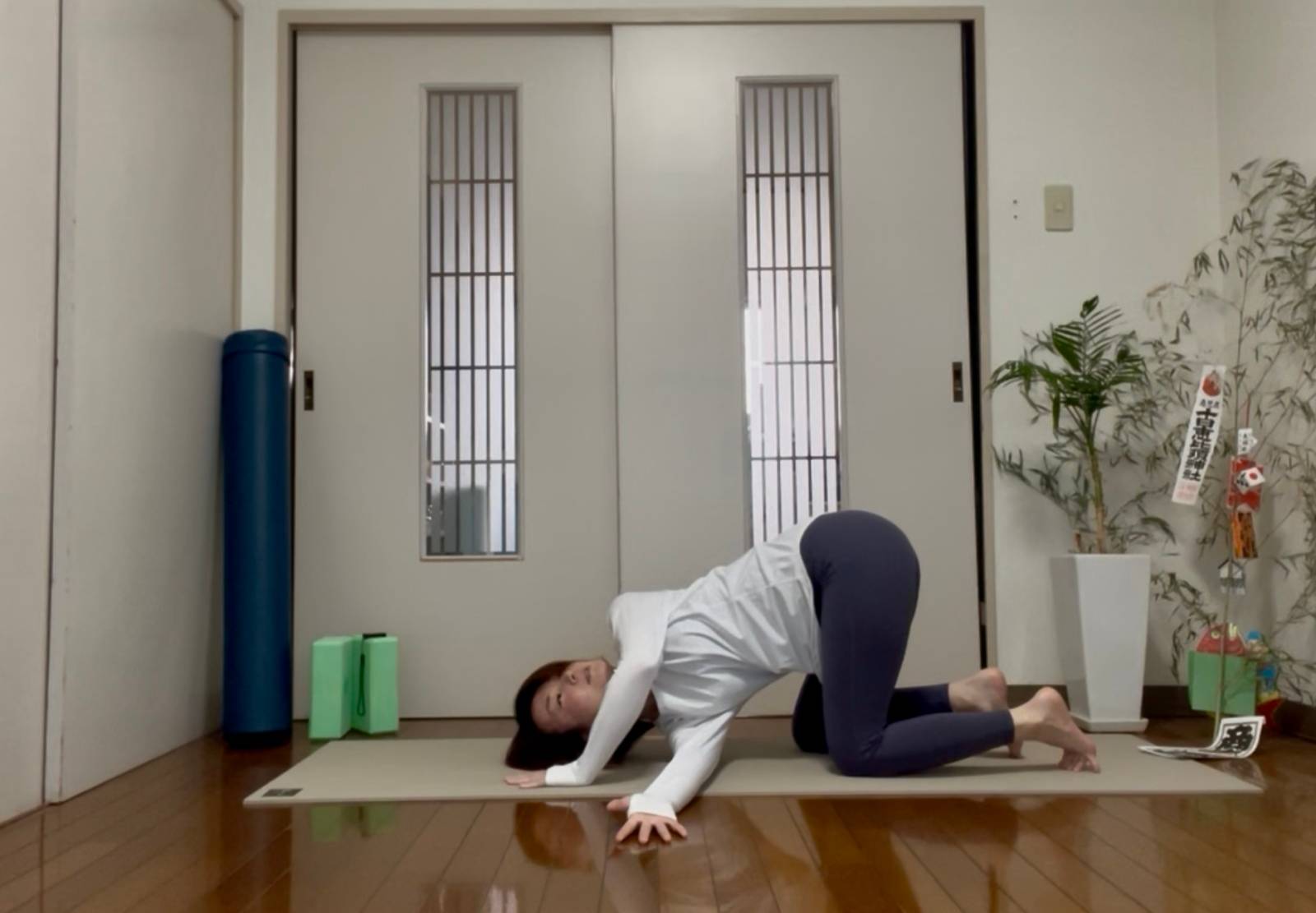 僧帽筋ストレッチ