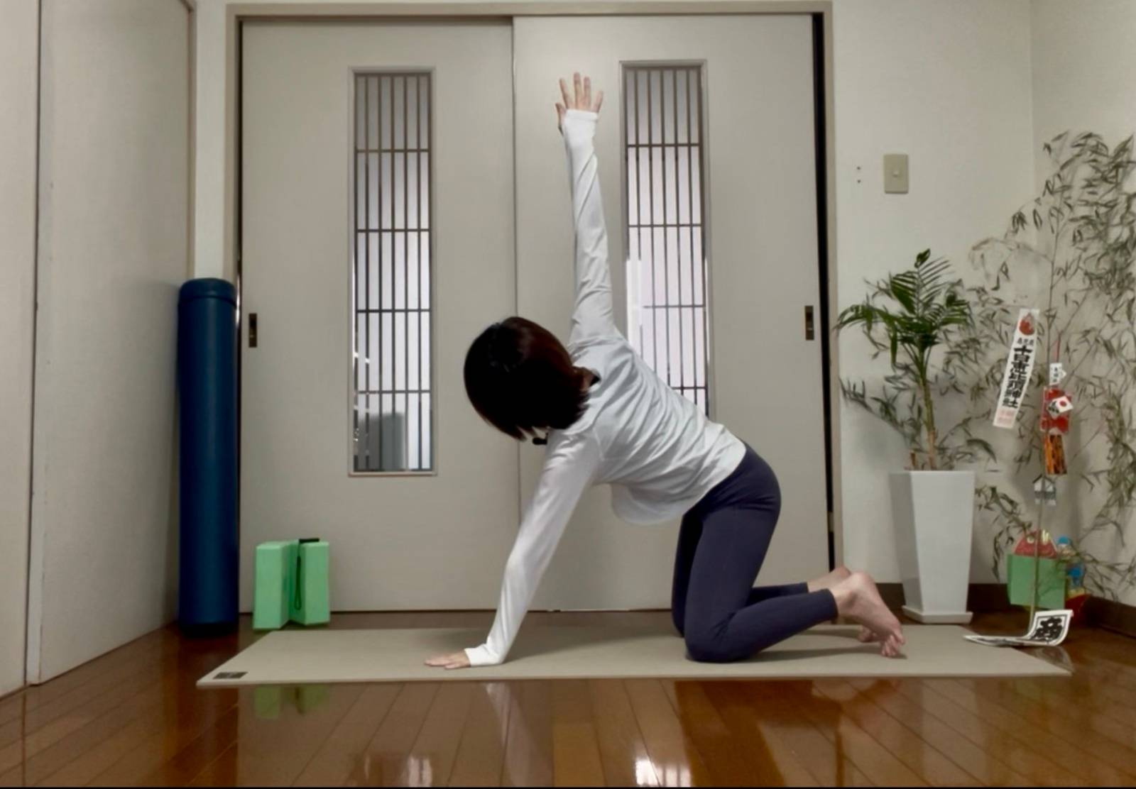 僧帽筋ストレッチ
