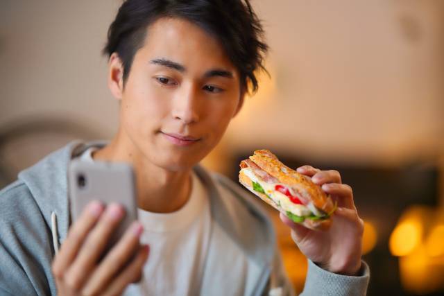 なかなか痩せられない人がやりがちな5つのNG食習慣【管理栄養士が解説】