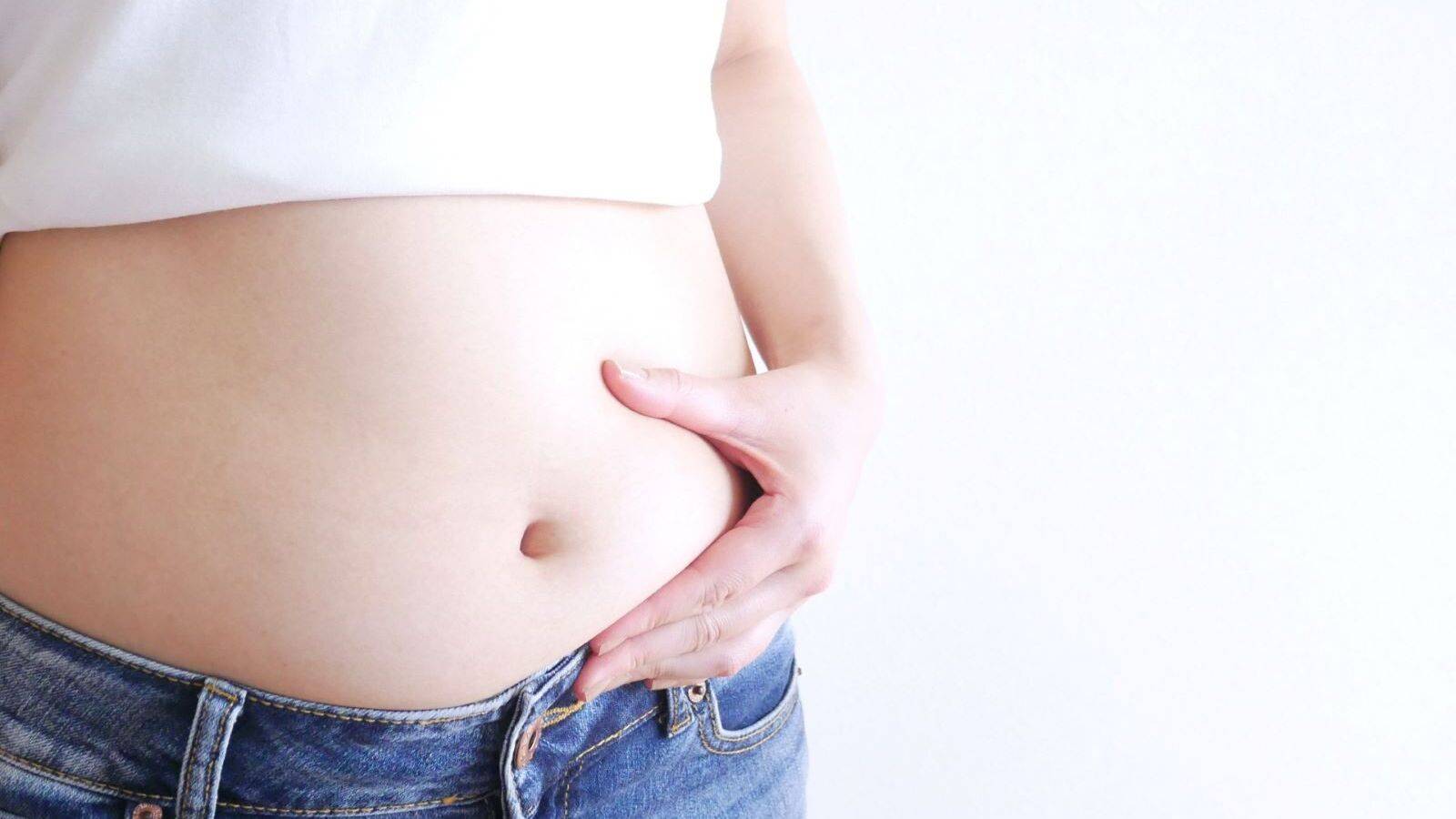 しぶとい下腹のぽっこりを5秒でやっつける！お腹まわりがスッキリする【腹横筋エクササイズ】