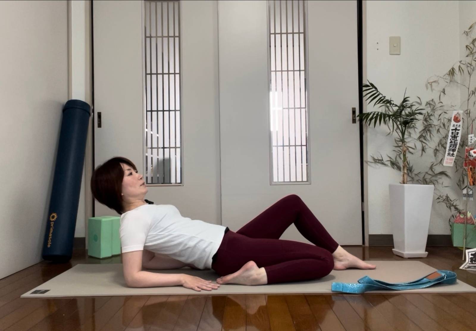 大腿四頭筋ほぐしストレッチ