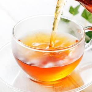 8万人の追跡調査で判明！朝の紅茶と少しの果物で老けない心身に「フラボノイド」がもたらす抗酸化効果