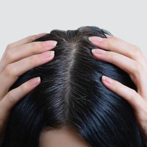 「白髪は年齢のせいだと諦めてたわ…」知らなきゃ損！白髪がどんどん遠ざかる食習慣とは？