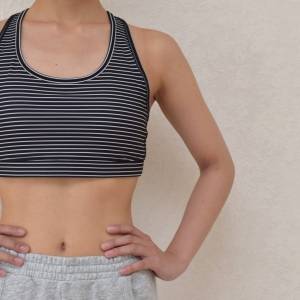 【50代からの楽トレ】お腹に脂肪がたまる原因は体幹にあり！頑張らなくても効くお腹痩せ椅子エクサ