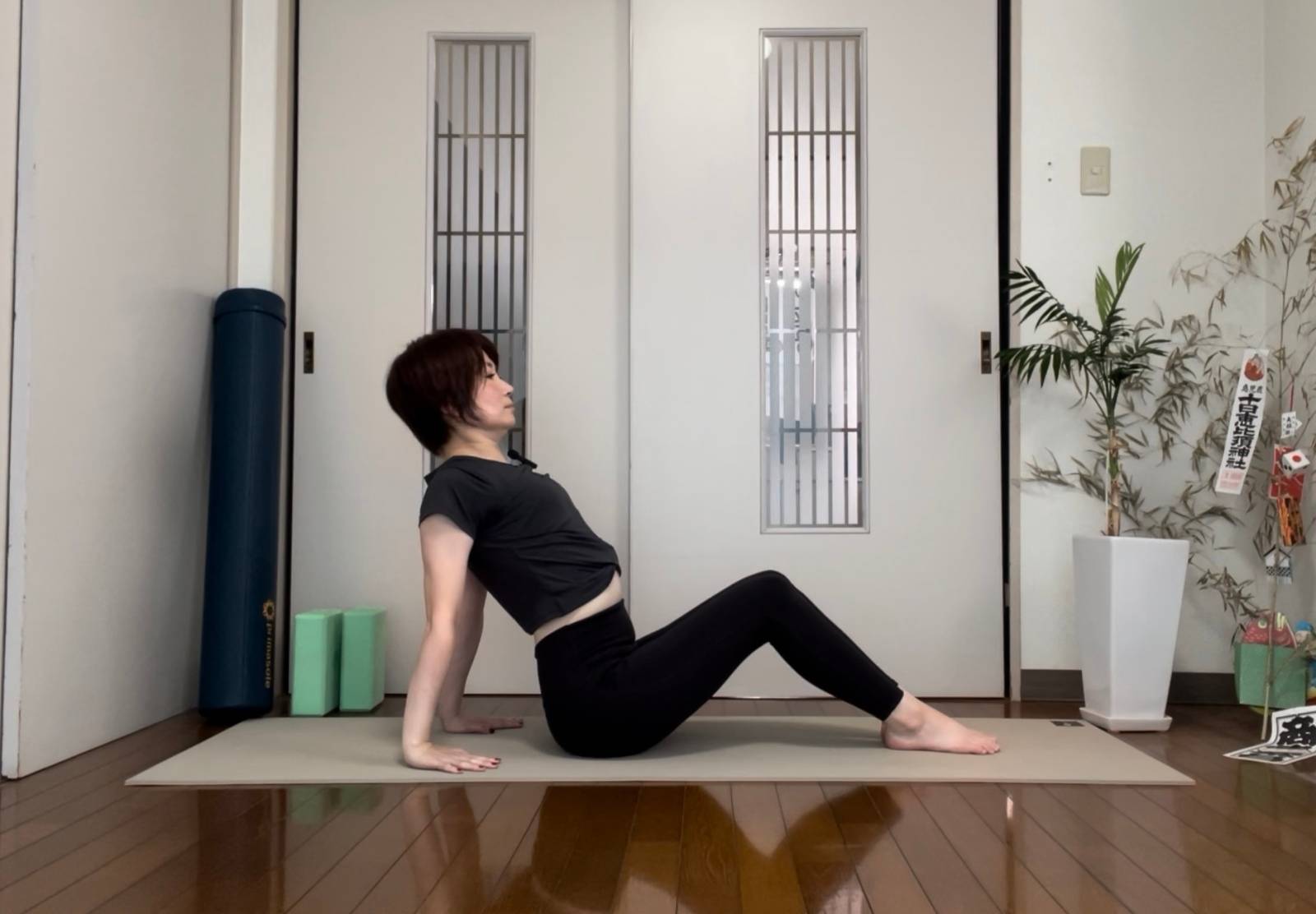 肩甲骨ストレッチ