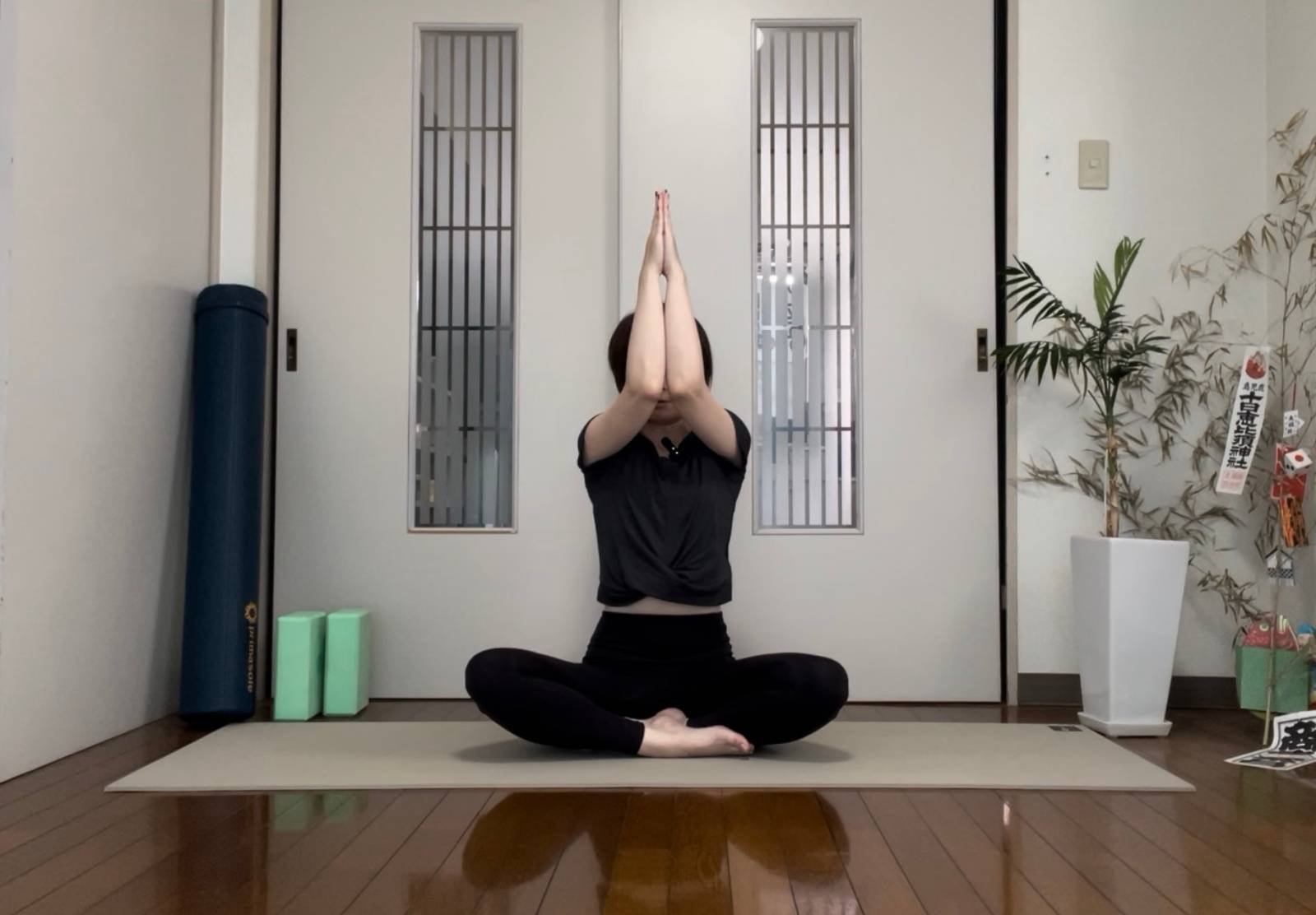 肩甲骨ストレッチ