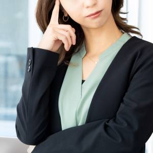 「もう遅いかも」と感じていませんか？40代キャリアの迷いや不安との向き合い方｜心理師が解説