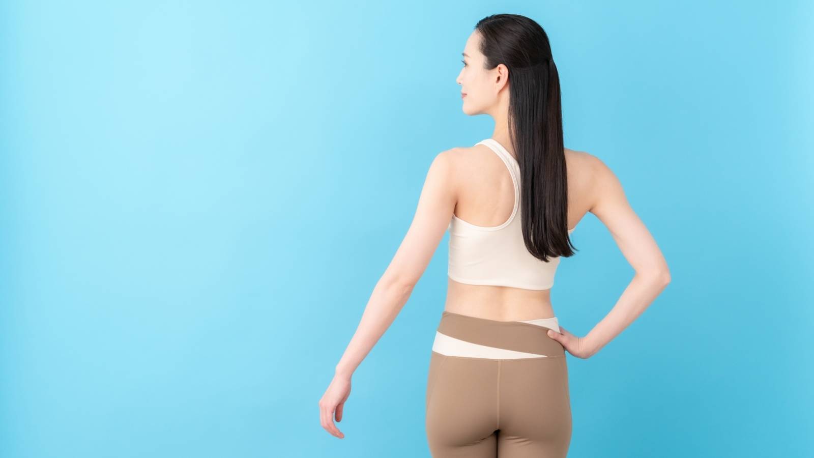 お尻と脚の境目を取り戻す！プリッと上がった〈上向き美尻〉を作る座ったままヒップアップエクササイズ