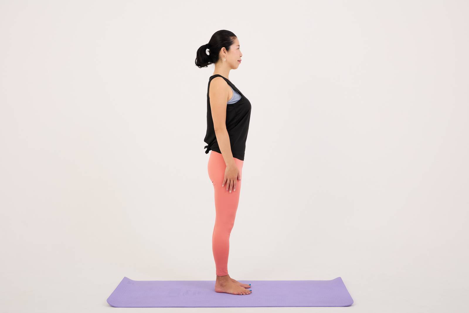 30分の筋トレに匹敵！体重よりも姿勢が肝心。背骨を柔軟にして