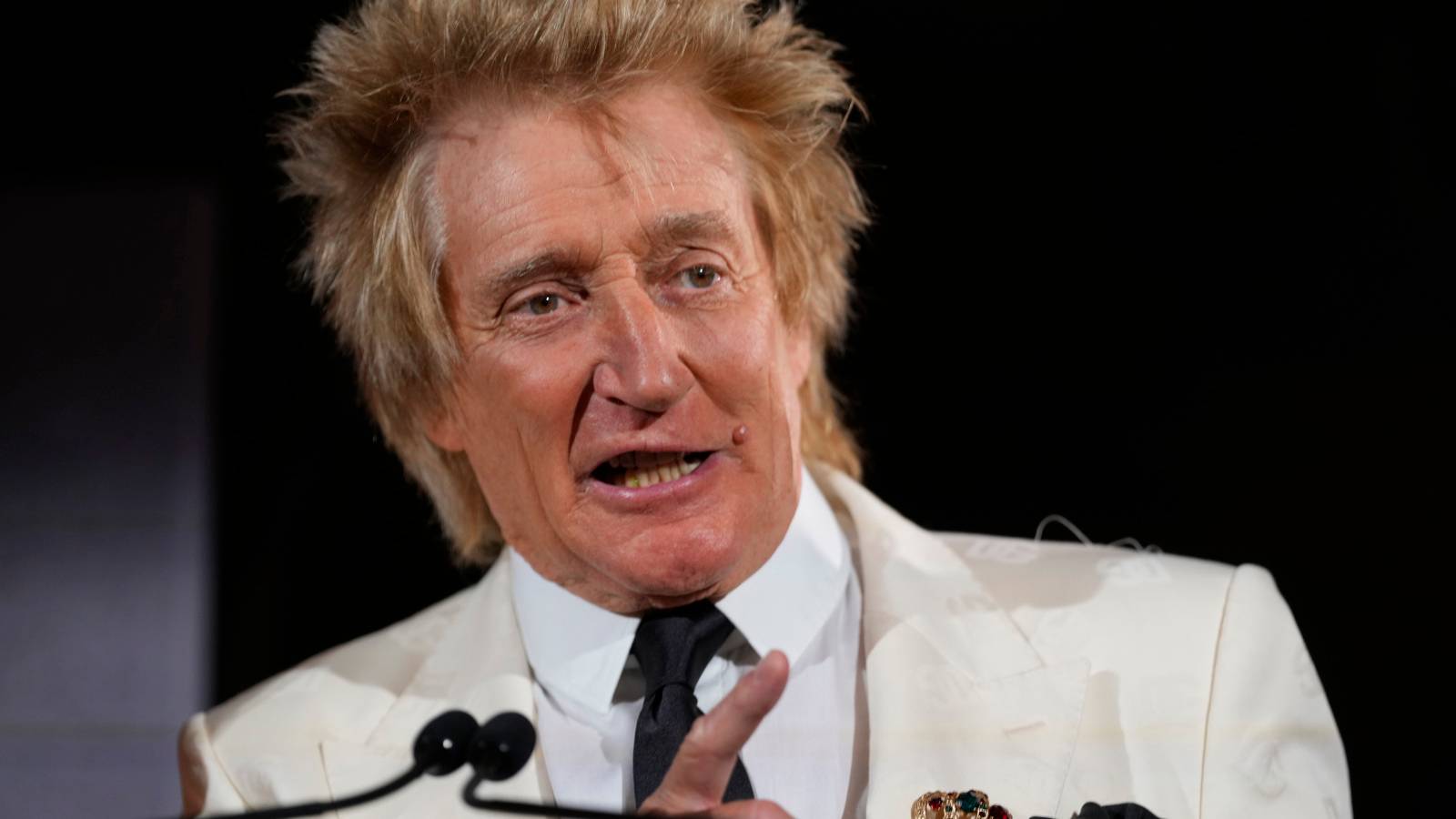  声・体・心が若返る！音楽界のレジェンド、ロッド・スチュワート（80歳）が続ける3つの習慣 