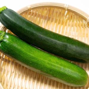 【ズッキーニ】夏バテ防止に！栄養豊富なズッキーニの選び方と栄養価倍増の食べ方