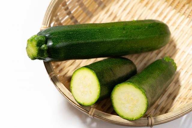 ズッキーニ切り口あり