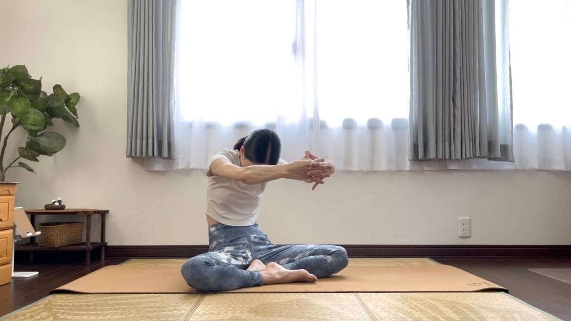 腰痛予防ストレッチ