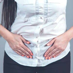 股関節のつまり感・重ダル感が劇的に軽く!ポイントはビキニラインの外側の「脚のつけ根ほぐし」