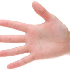 手をパーに開きにくい人注目！ PC・スマホ作業でだるくなった「前腕」をフワッと軽くするストレッチ