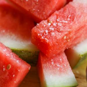 スイカに塩は美味しいだけではない？管理栄養士がおすすめするスイカに塩が必要な理由