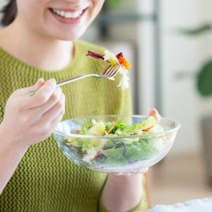 痩せグセがつく!?今日から始めるべき、食前の"足すだけ"4つの習慣とは|管理栄養士が解説