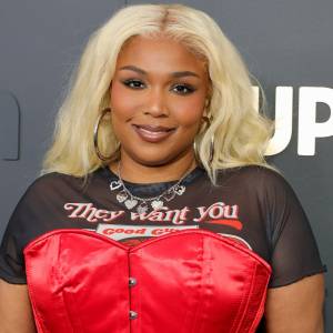 変えたのは痩せ薬じゃない！スタバもポテチも全て断って…称賛の声続出！リゾの“本気のダイエット法“