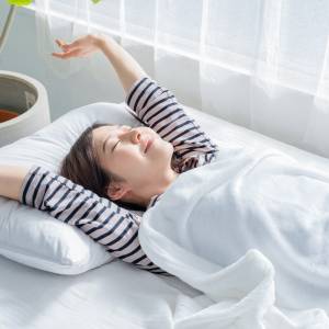 「野菜と果物」を食べるだけで睡眠の質が驚くほど向上！？ 最新研究が示す快眠の秘密