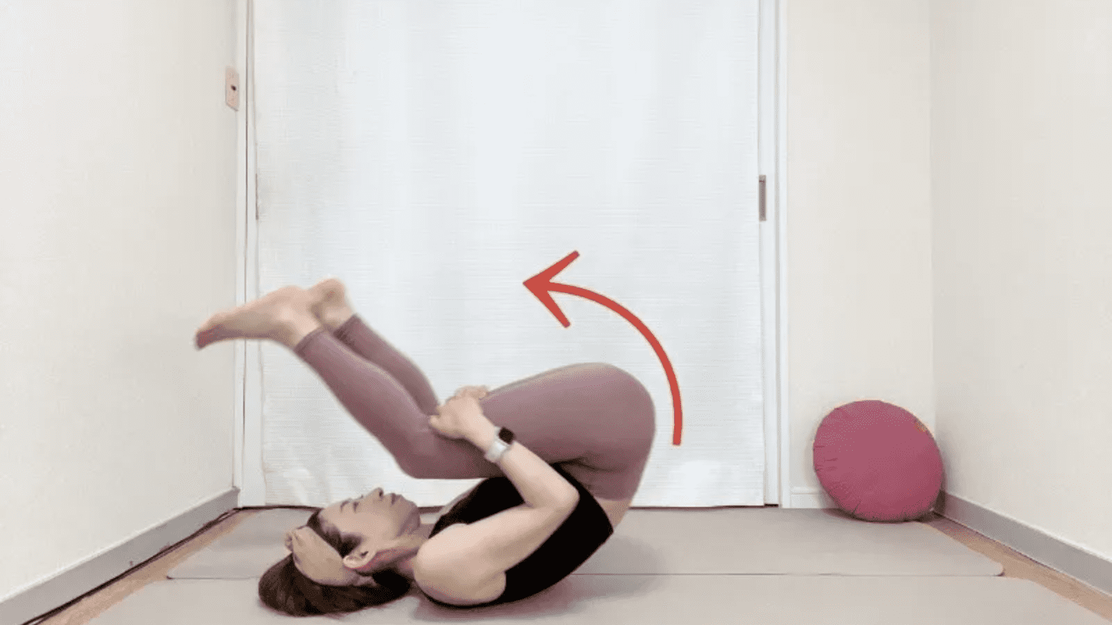 背中と腰が軽くなる！ただゴロゴロ転がるだけの「ゆるゆる背骨ほぐし」