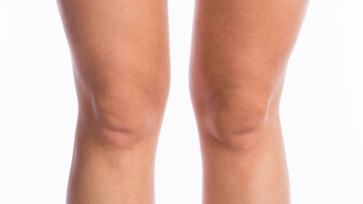 【気になる膝上のたるみに】40代以降におすすめ！寝ながら揺らして引き締める大人の膝上ケア