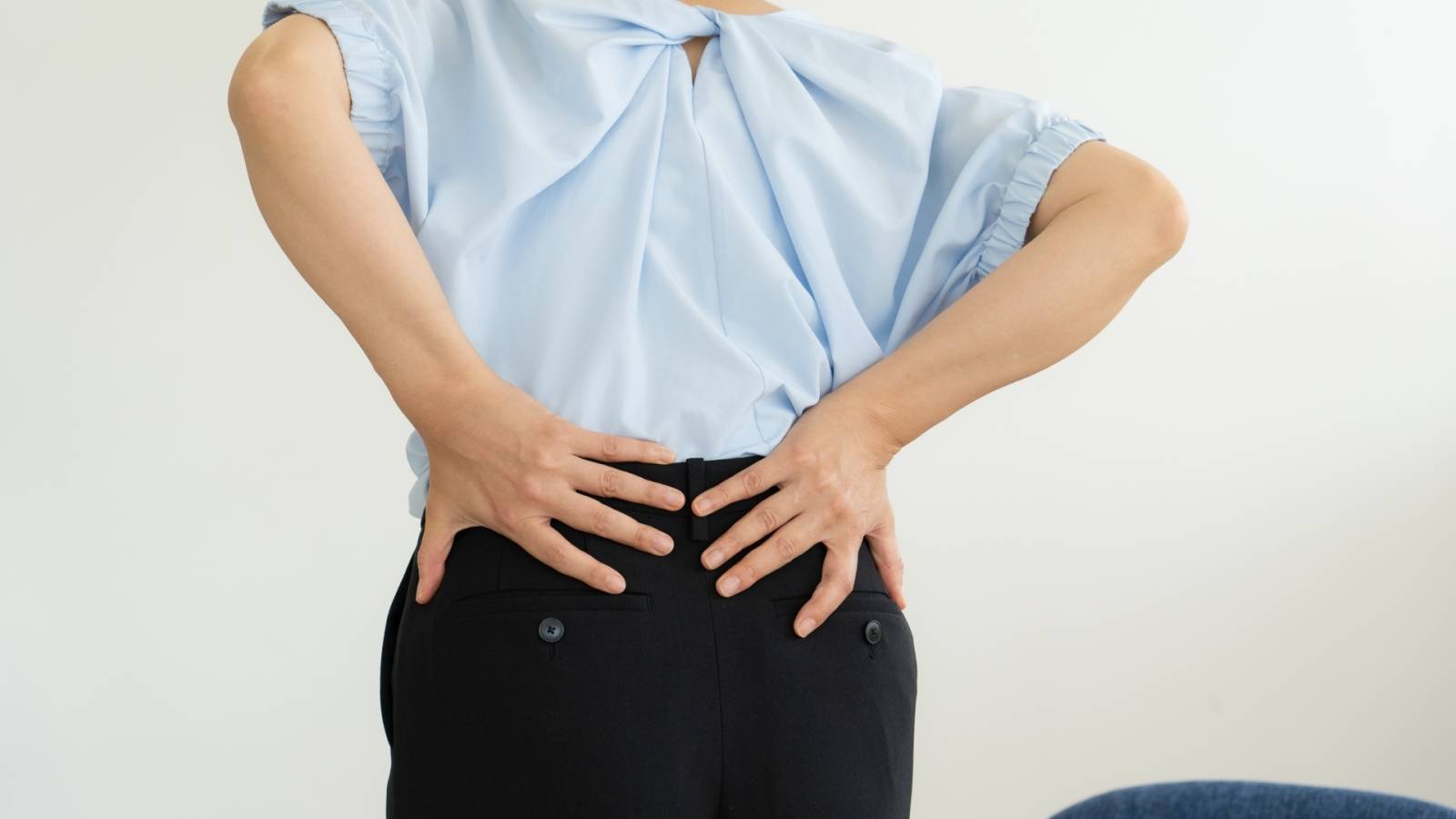 【座りっぱなしの人必見】腰以外の3つの部位を一気にゆるめる！腰痛改善一石三鳥エクササイズ