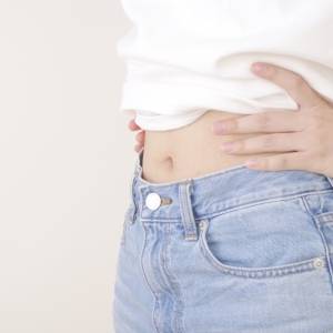 今からでも間に合う?〈夏の間にお腹痩せ〉たった10回やるだけでスッキリお腹が目指せるメソッド