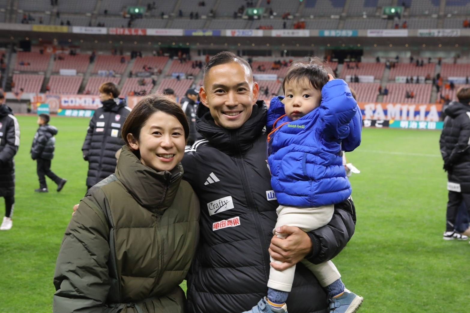 2020年に大学の同級生だった真優さんと結婚し長男・瑛翔くんが誕生。守るべき存在が増えたことが活力に。写真:早川史哉選手提供