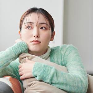 反芻思考(ぐるぐる思考)とは?心理士が教える原因と止め方