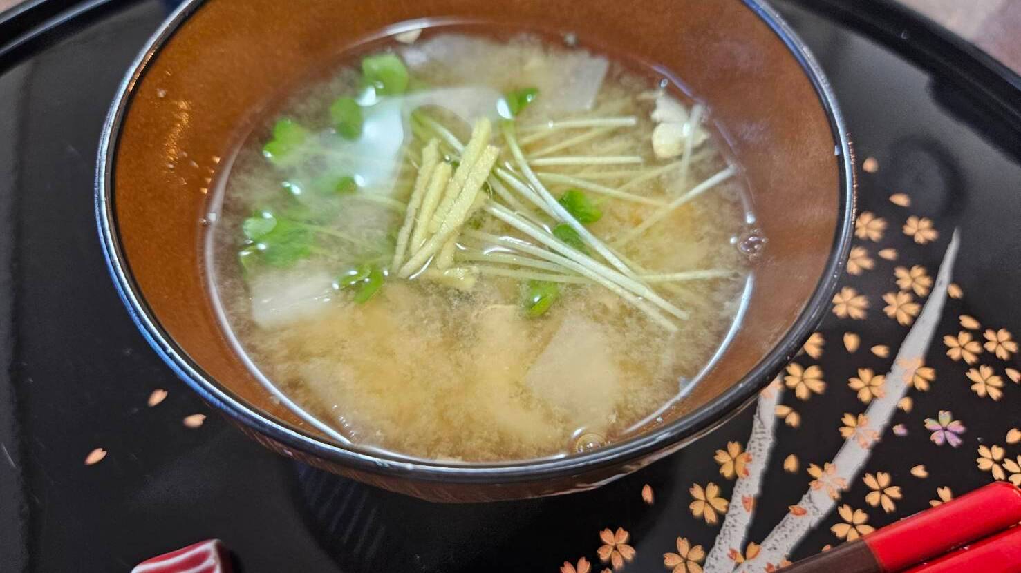 【夏バテしない朝ごはん】食べたくない朝こそ温かいみそ汁を。腸と自律神経を整える「朝食みそ汁」