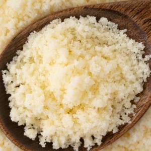 粉チーズがすごい。スプーン1杯で“骨活・美肌”に効く発酵食品！管理栄養士が推奨する理由