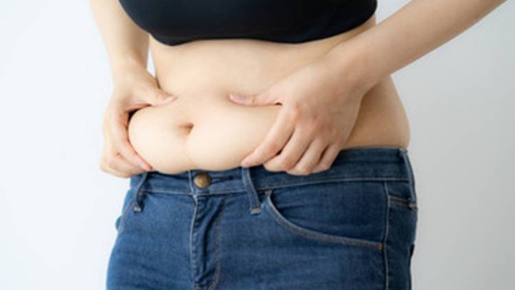 瘦せホルモンが減ってしまう？ダイエット中なら知っておきたい〈NG食べ物〉とは｜管理栄養士解説