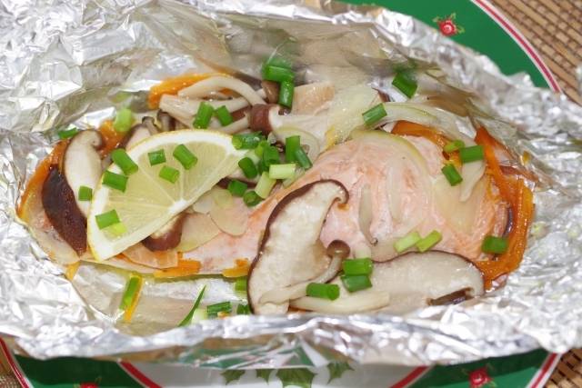 鮭のホイル焼き