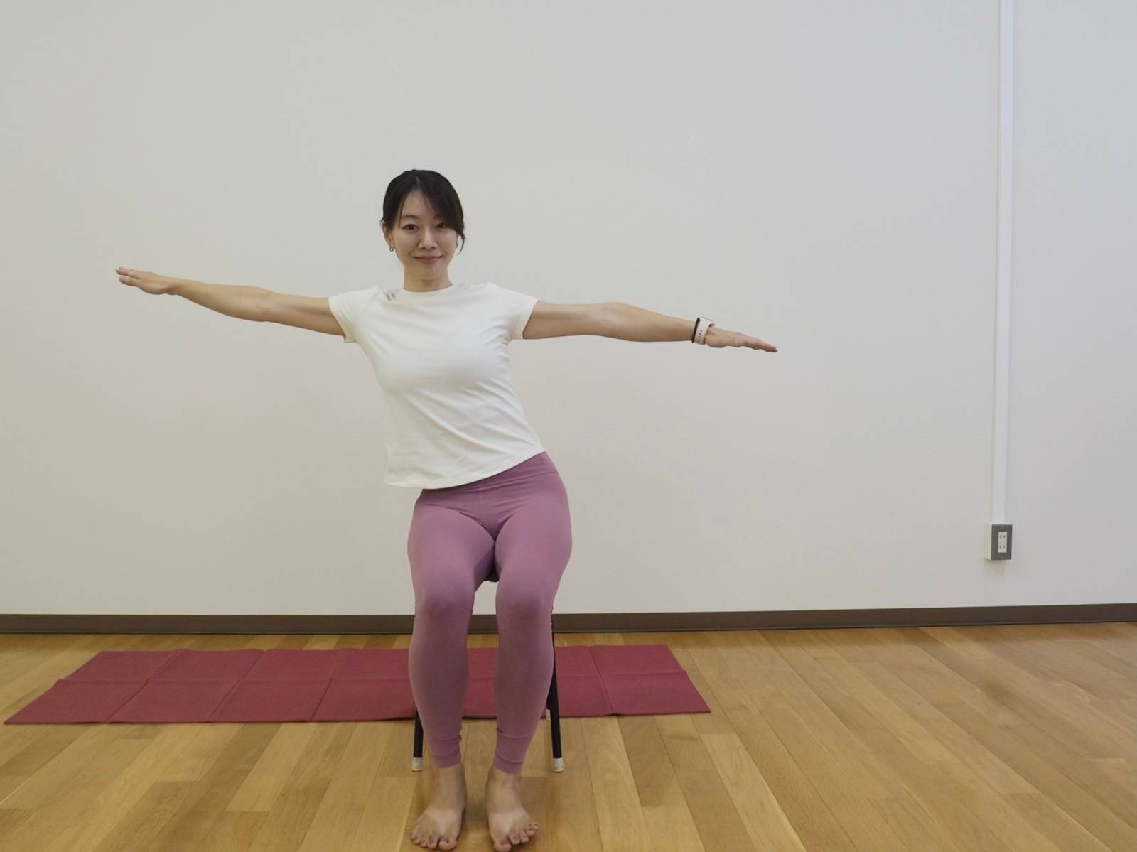 椅子・体幹トレーニング③