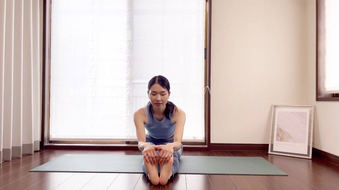 膝裏ストレッチ