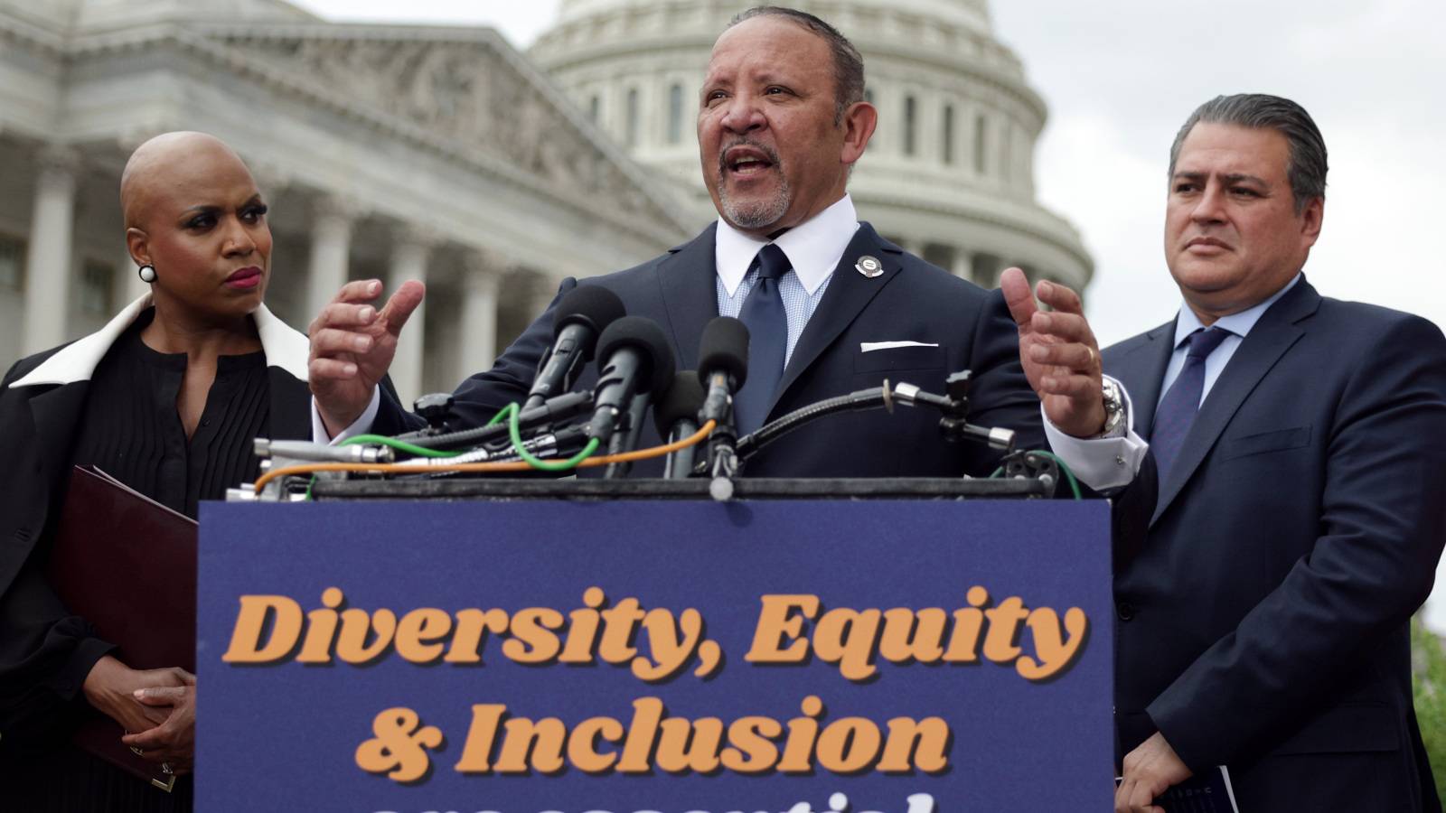 アメリカのダイバーシティとDEI：アメリカの“多様性”の現在地