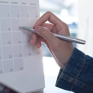 週4日勤務が“常識”に？週4日勤務で心も体も健やかに―国際調査が示す明確な効果