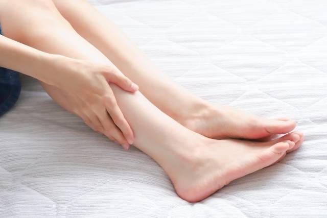 股関節が硬いとむくみやすくなる