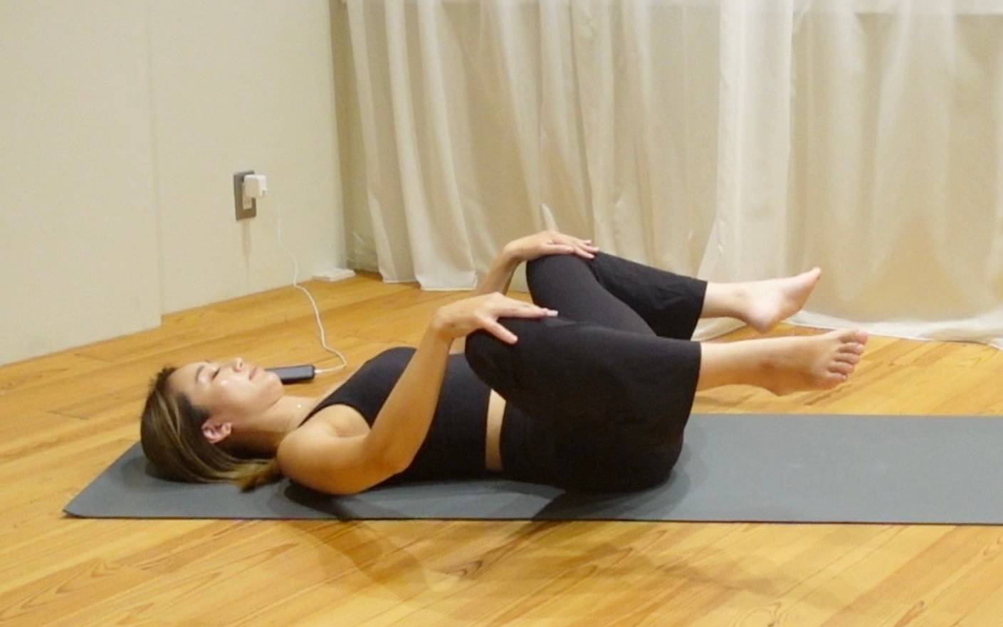 内転筋ストレッチ