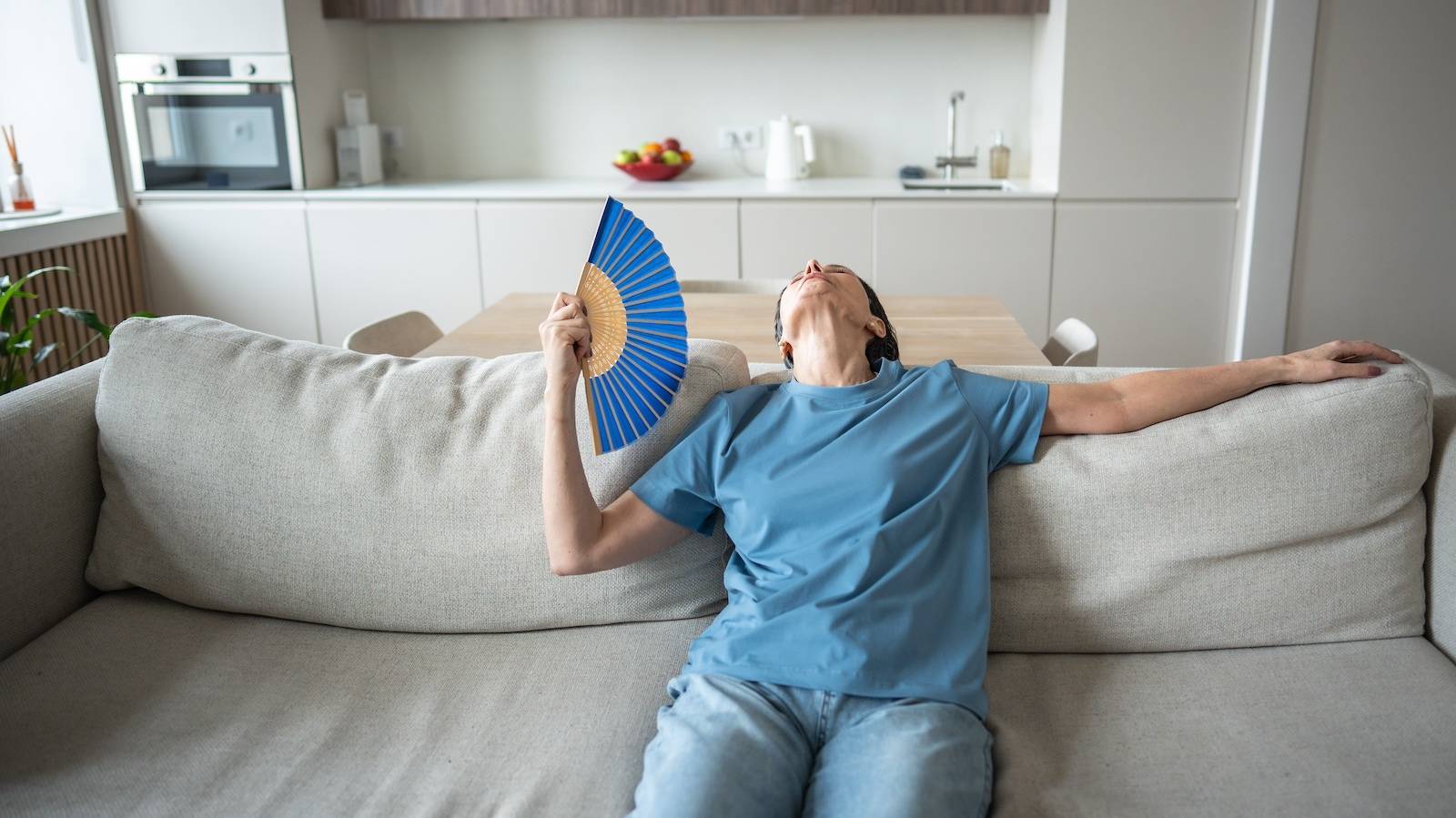 〈更年期〉お盆明けの疲れの立て直し方｜リズムが崩れたら、まずは「ゆるく」「優しく」のススメ