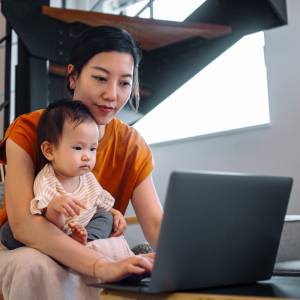 「仕事と家庭のバランス」を追求するフェミニズムは女性を幸せにする？