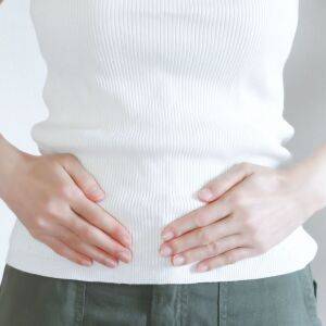 腰痛予防におすすめ！硬くなった「腸腰筋」をほぐし【骨盤】の位置を戻す簡単ストレッチ