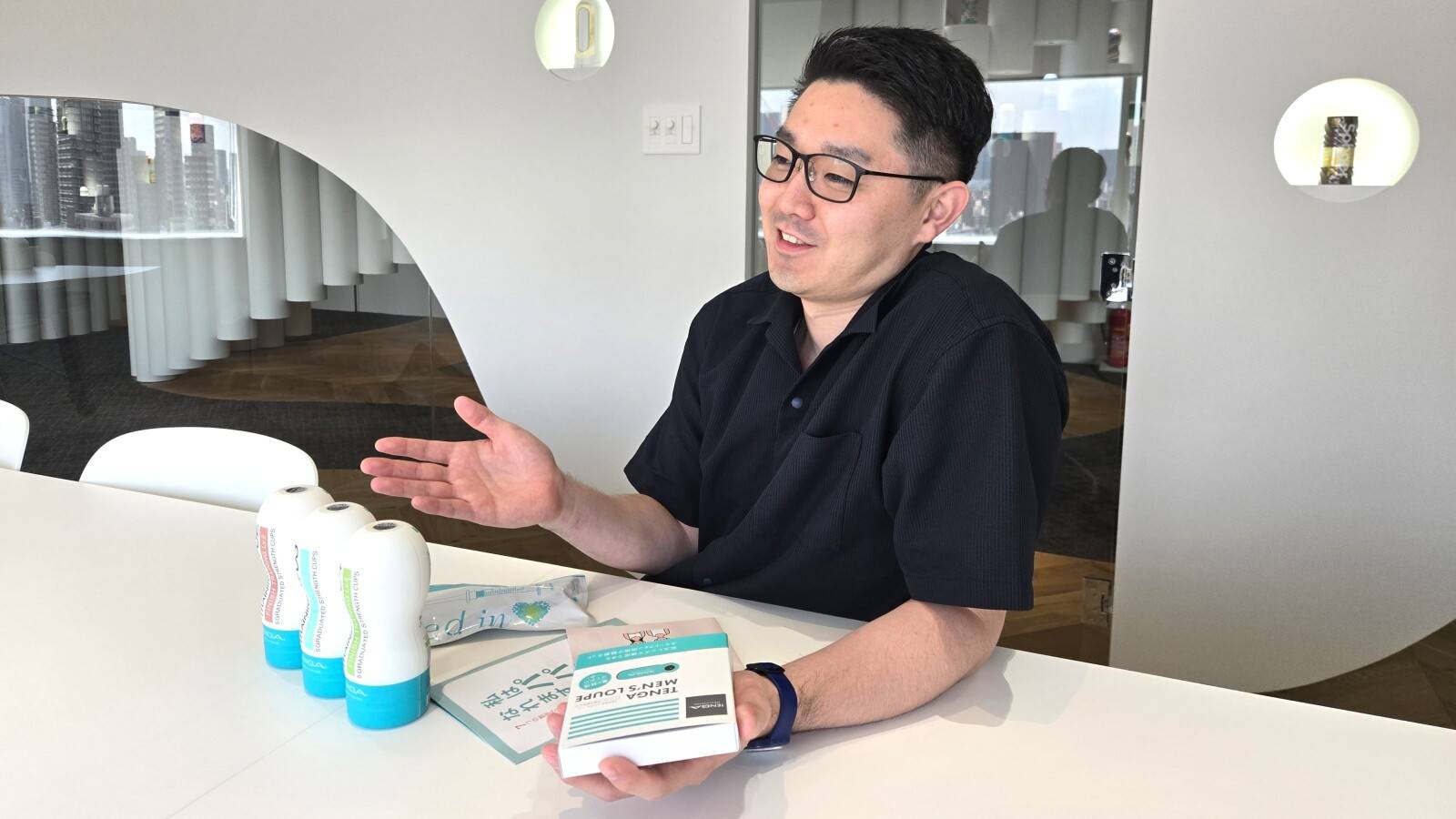 不妊の原因は半分が男性！？自宅で精子チェックできる「メンズルーペ」と考える妊活コミュニケーション