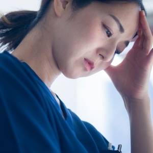 お休み明けは体がだるいからこそやってみて!全身スッキリが叶うヨガポーズ